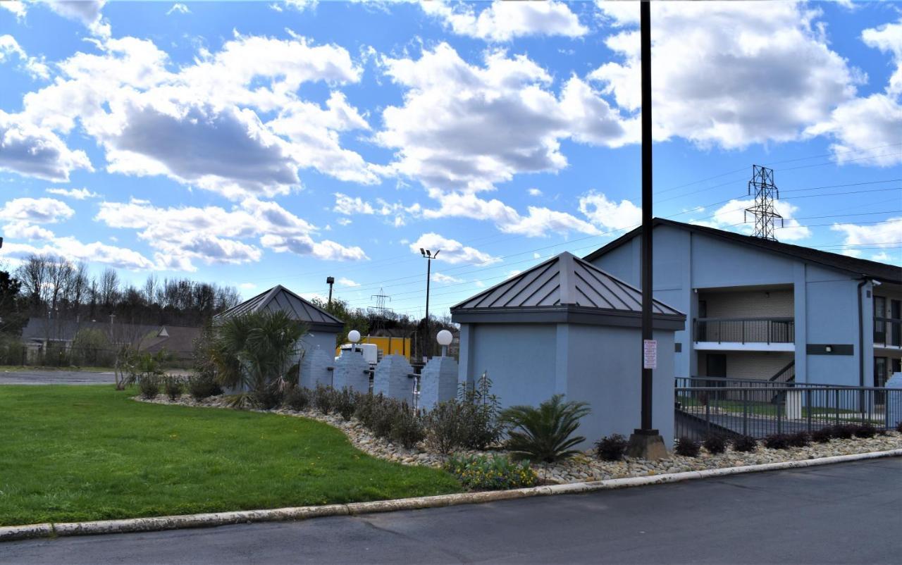 Days Inn By Wyndham Rock Hill Exterior photo